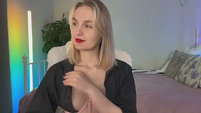_vikky_moon_ - _Vikky_Moon_'s free webcam