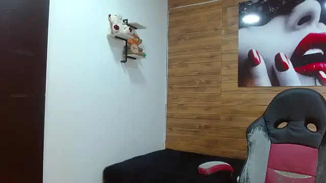trevor_mob - Trevor_mob's free webcam