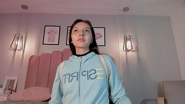 sheylawood - Sheylawood's free webcam
