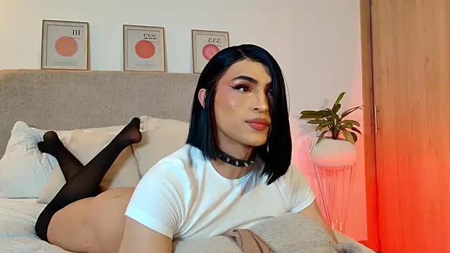Kadylyie - Trans webcam sex chat