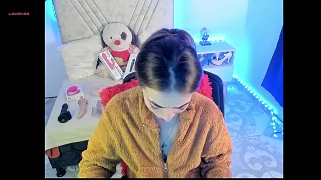 Mia_Victoria22