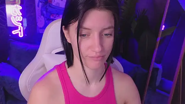 roxy_riot_