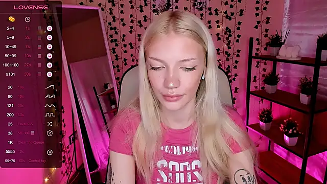 AnyaTaylor_