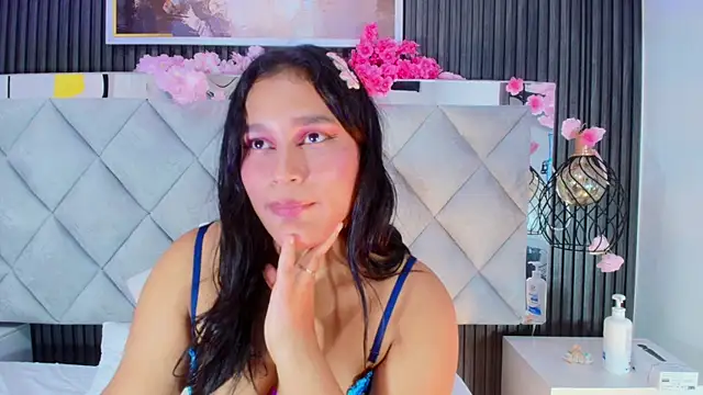 sara_chanel_ - Sara_Chanel_'s free webcam - UK Sex Cams
