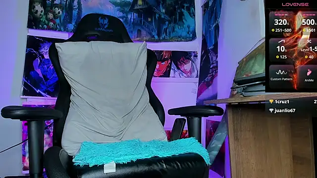 Aaron_bazz2
