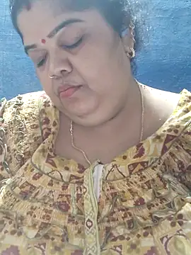 tamilthanushri