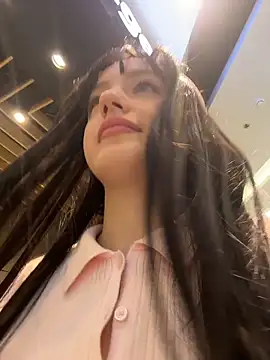 MiaTee live sex cam