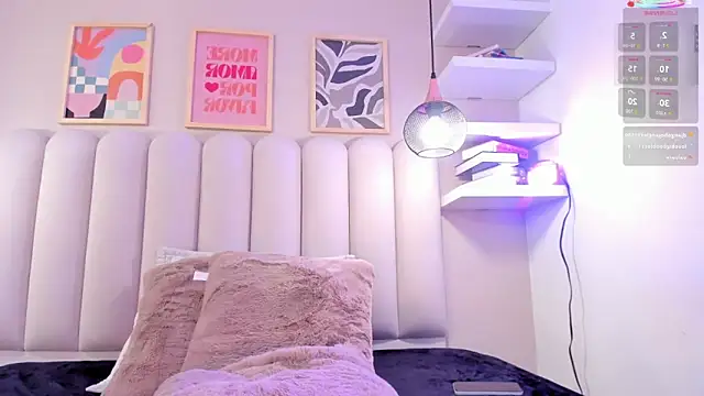 Mia_Bailey_ live sex cam
