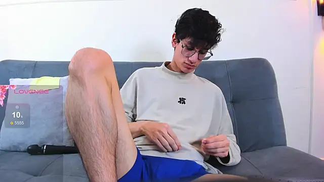 Cum_hunters