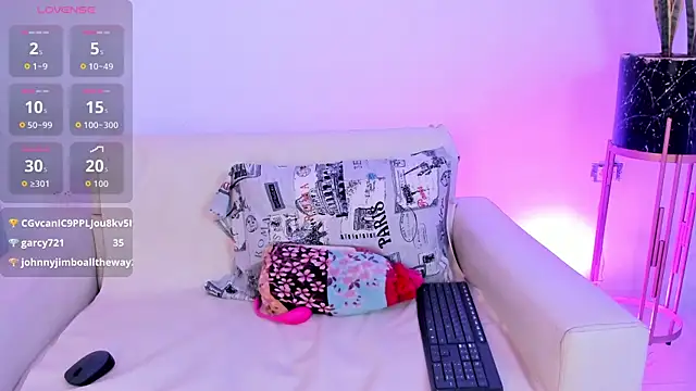 Emma_collins01