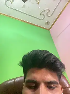 bigggggboyyyyy - BIGGGGGBOYYYYY's free webcam