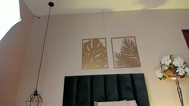 annadenver - AnnaDenver's free webcam - UK Sex Cams