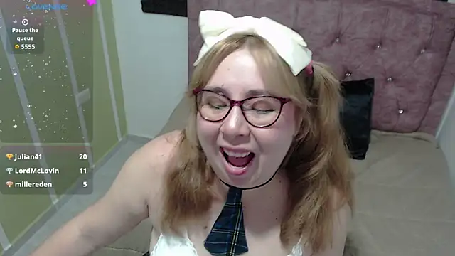 chloe_prg