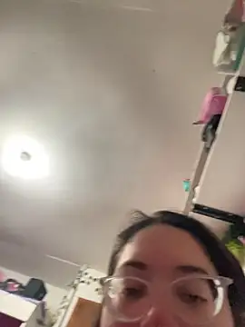 indiegirl666 (F young) - I love u scarlet