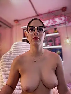 Zoe_Bae