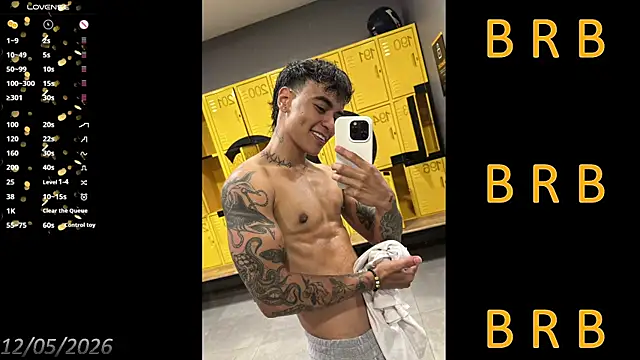 Ftm_xxxperiencie webcam