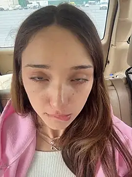 DollyTall's live cam