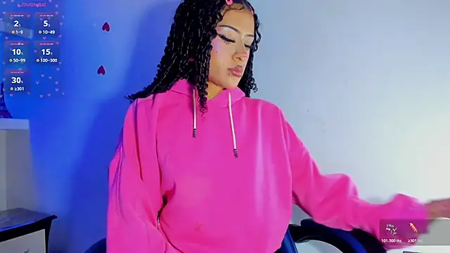 dolly_boob