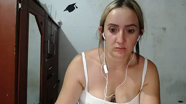 deepanal07 - DeepAnal07's free webcam - UK Sex Cams