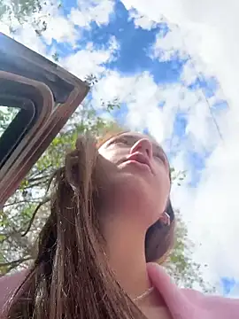 DollyTall live sex cam