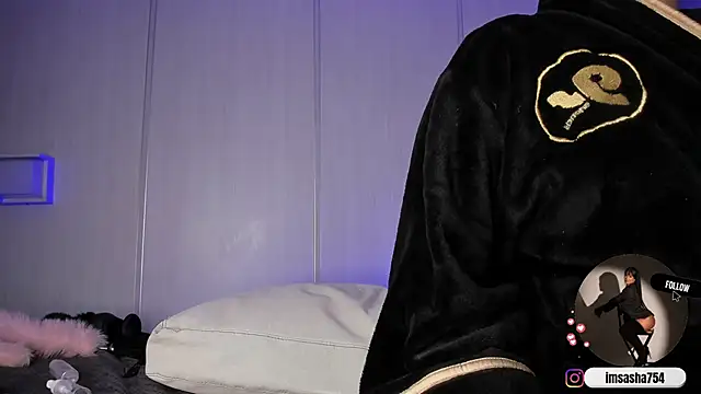sasha_riverss - Sasha_riverss's free webcam - UK Sex Cams