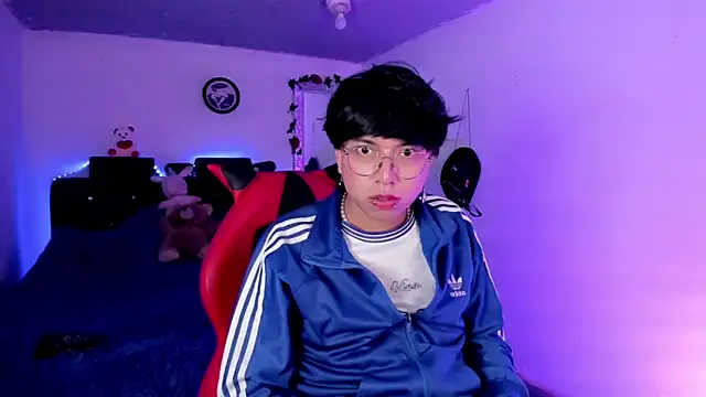 anggelonfiree - AnggelONfiree's free webcam