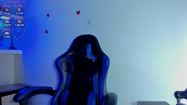 dolly_boob