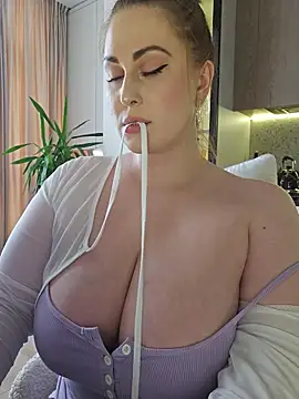 Miss_Magic_Eyes_