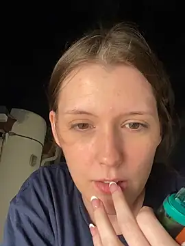 Thedeepwebcutie