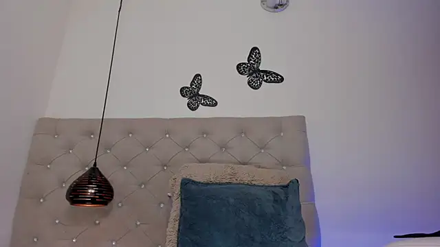 Haliaina - Trans webcam sex chat