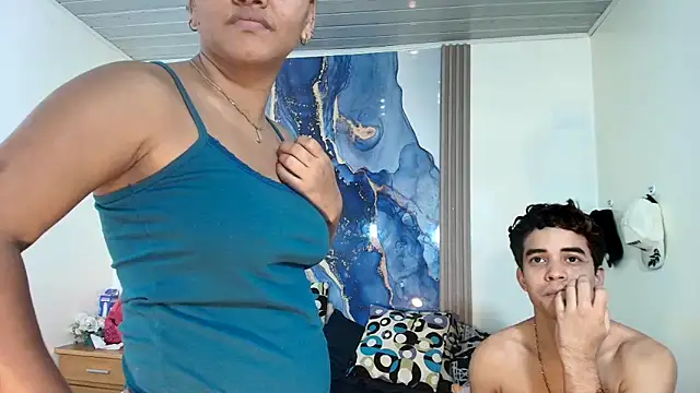 raven_robin_ (Ask my age) - passionate kiss💋😈