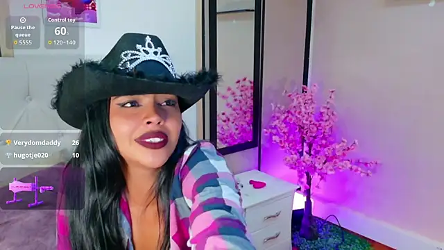 devil_alicexo - Devil_AliceXo's free webcam - UK Sex Cams