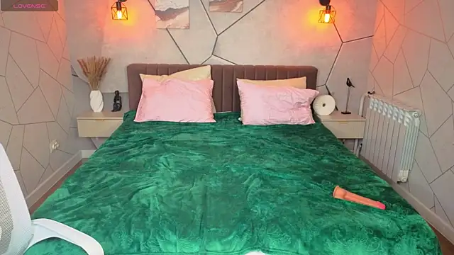 Amelia_Broooks