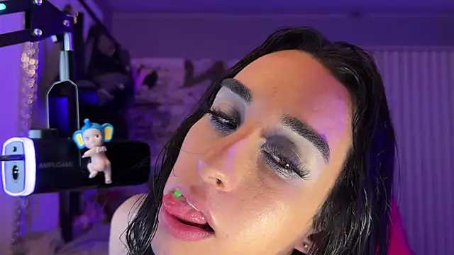 Pharla76 - Trans webcam sex chat