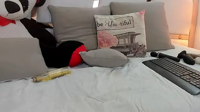 antonella_moon7