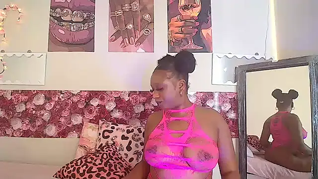 EnchantingLisa