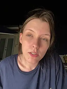 Thedeepwebcutie