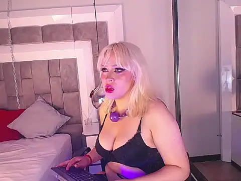 Ella_Brookss