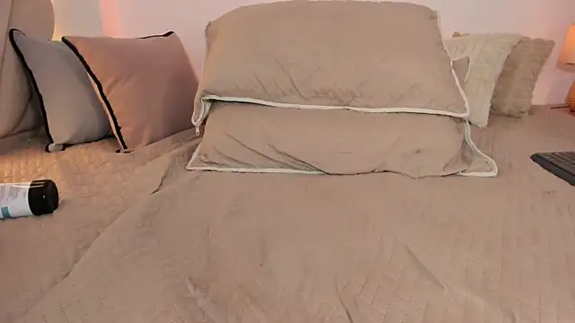 _luuciana_ webcam