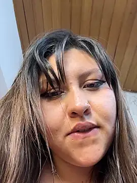 Larissa_Antonella webcam