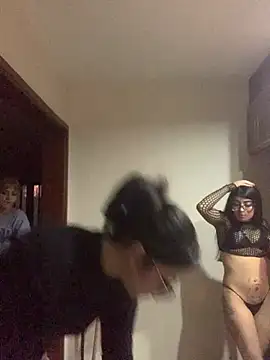 LilithMonette webcam