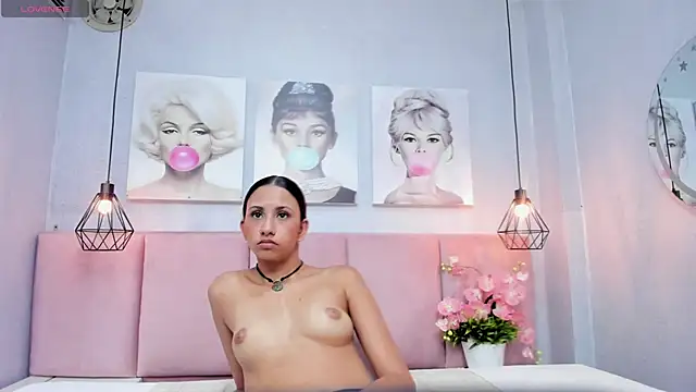 Miabloom19_
