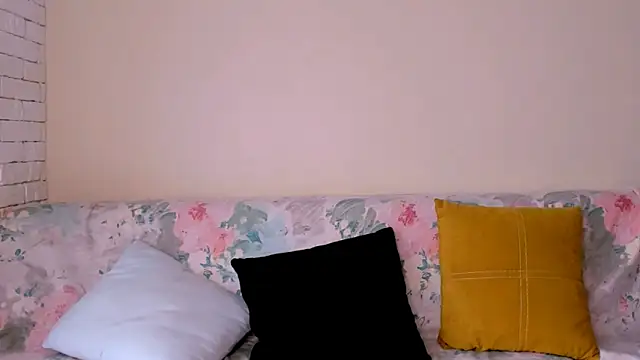 elle_pearl_ - Elle_Pearl_'s free webcam - UK Sex Cams