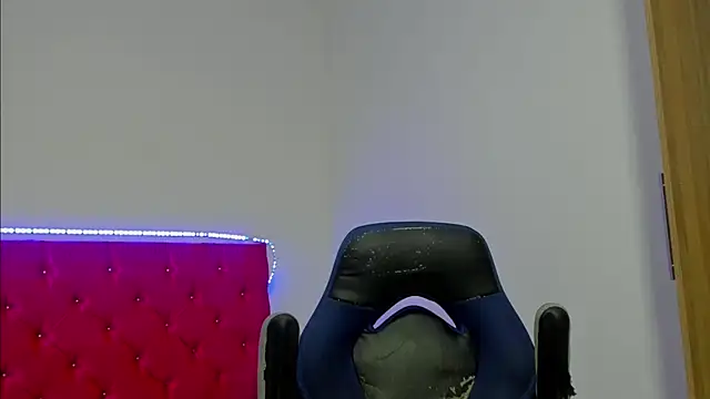 skinny_sam webcam