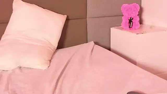 mia_h_
