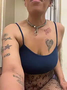 Desirae_Luciano