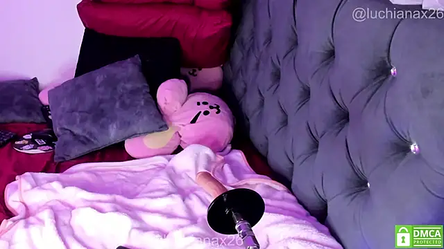 lucy26_