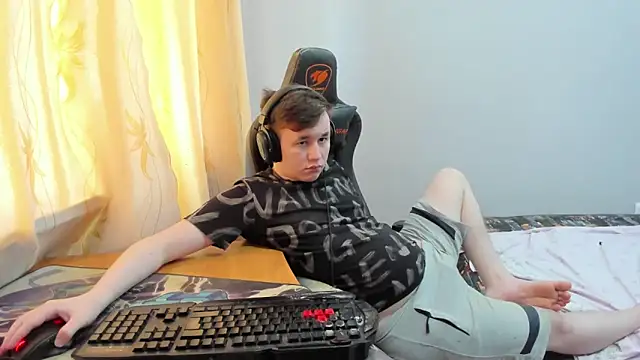 iliaskrislove webcam