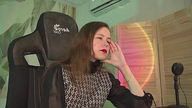 ariagracen - AriaGracen's free webcam