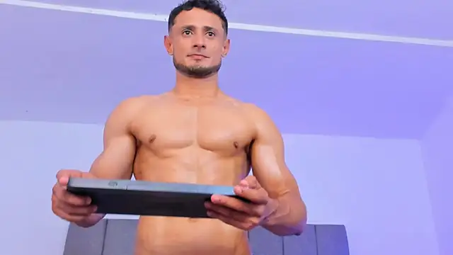 Adonys_Lewis_